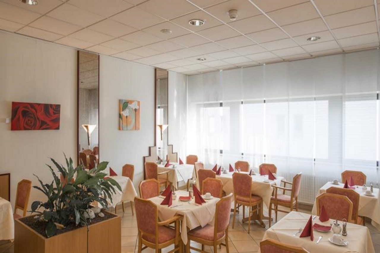 Trip Frankfurt Airport 3*